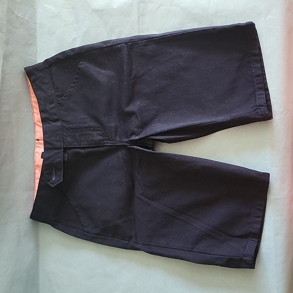 Uniform Shorts Crazy 8s, Size 8 - Picture 4 of 4